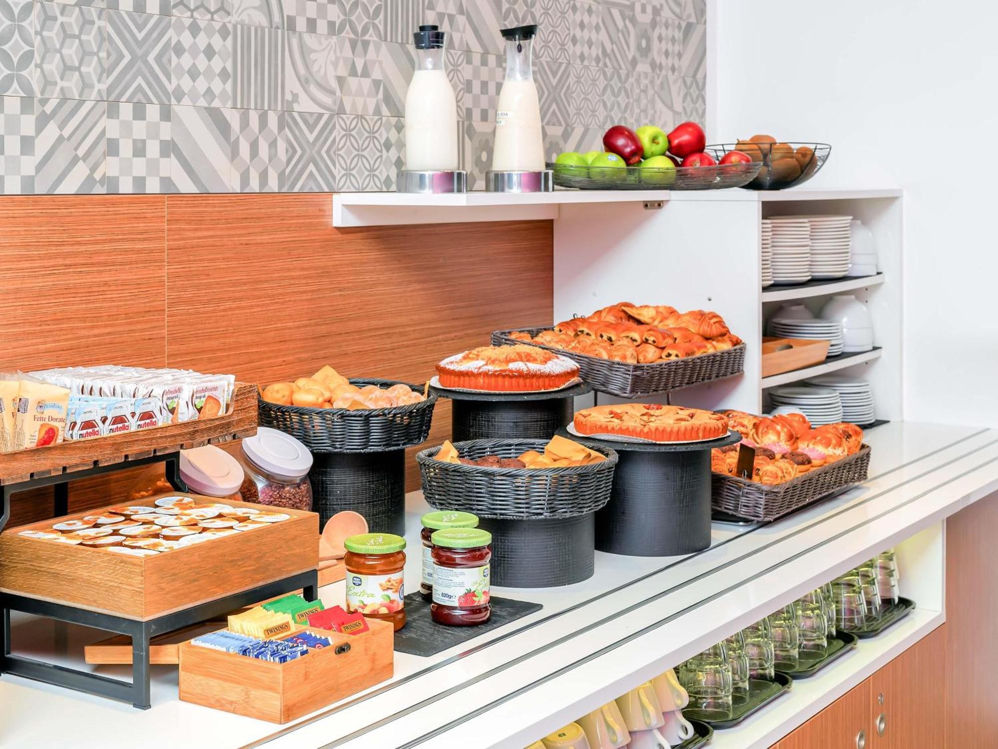 B&B Hotel Milano San Siro — Zdjęcia 1